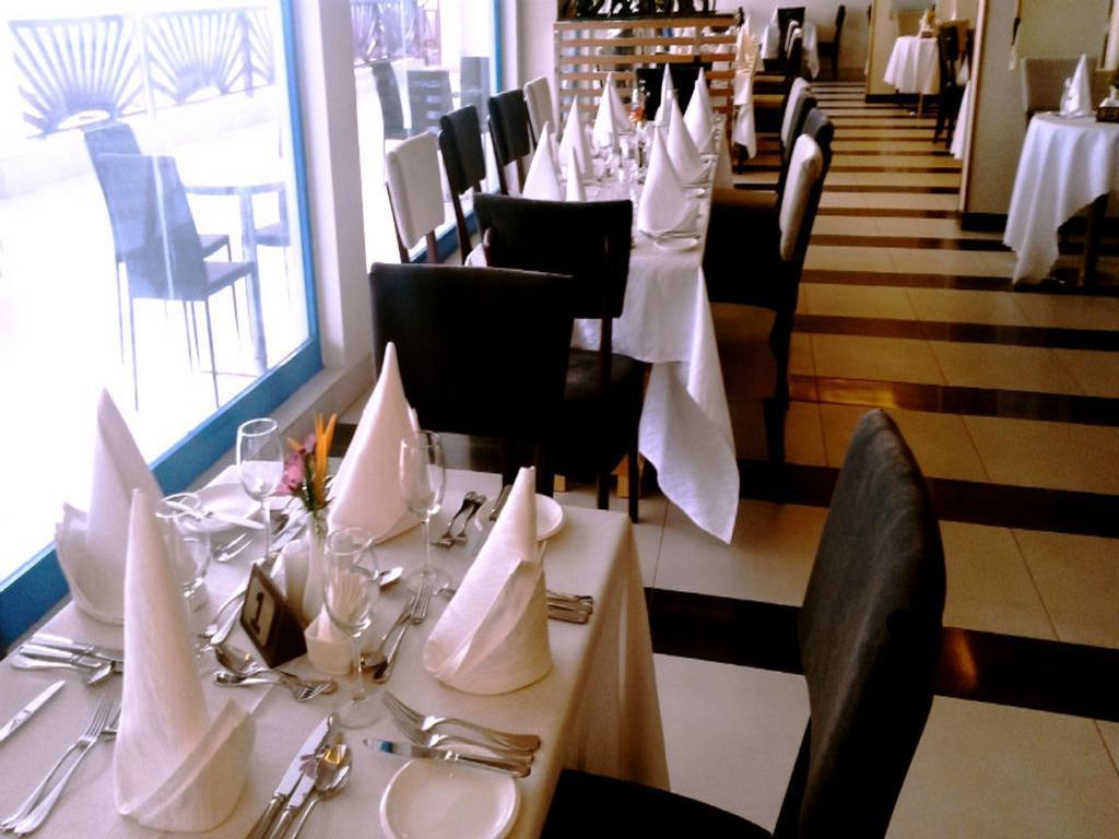 Best Western Plus Serene Atlantic Hotel Sekondi-Takoradi Ngoại thất bức ảnh